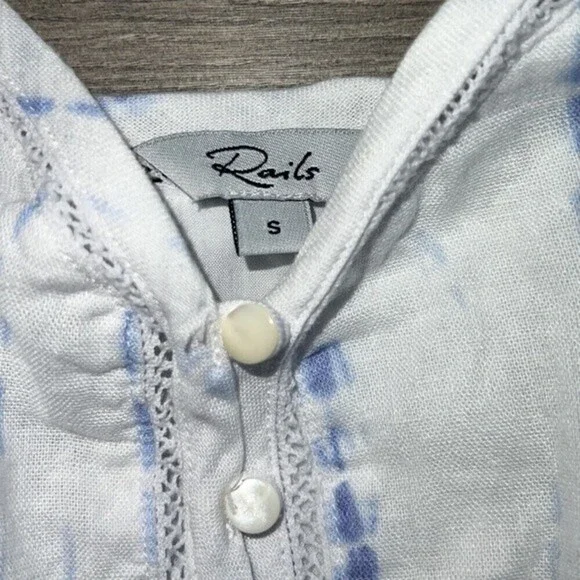 RAILS Delilah Midi Dress Cloud Tie Dye White & Blue Ruffle Hem Small *Tiny Flaw! - Picture 4 of 12